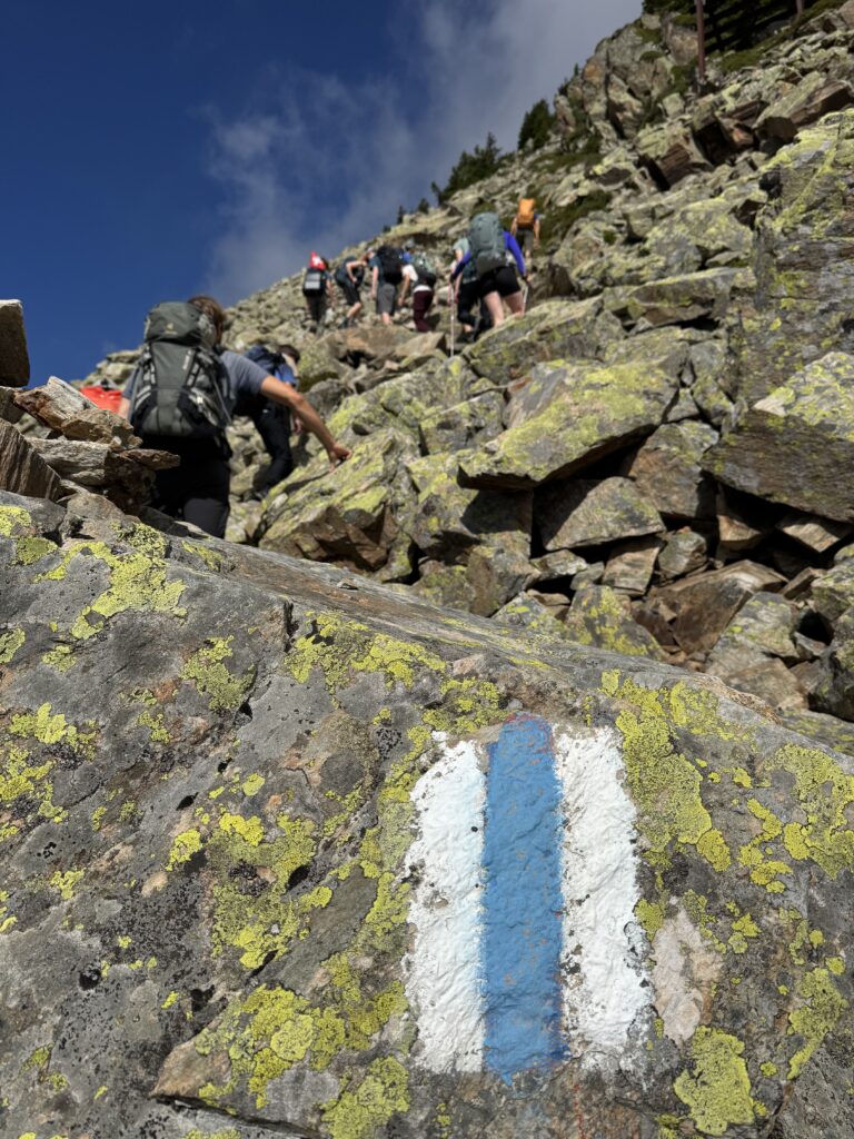 Montée au Luisin par le sentier T4