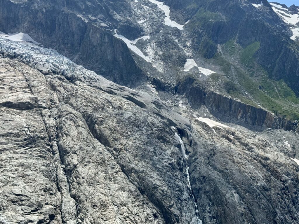 Bas du glacier du Trient en 2026